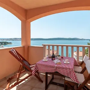Apartment Tonina